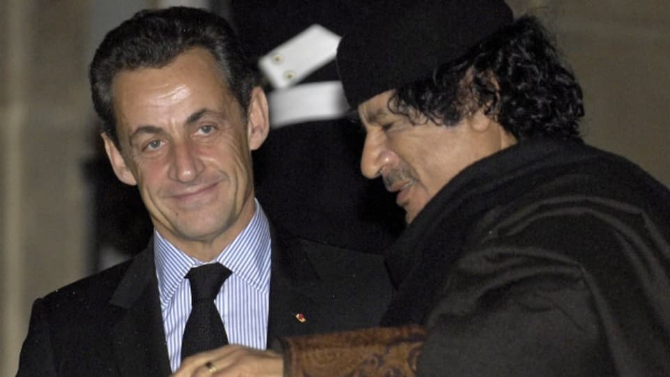 Da wirkten sie wie Freunde: Staatsbesuch von Muammar Gaddafi 2007 in Paris.