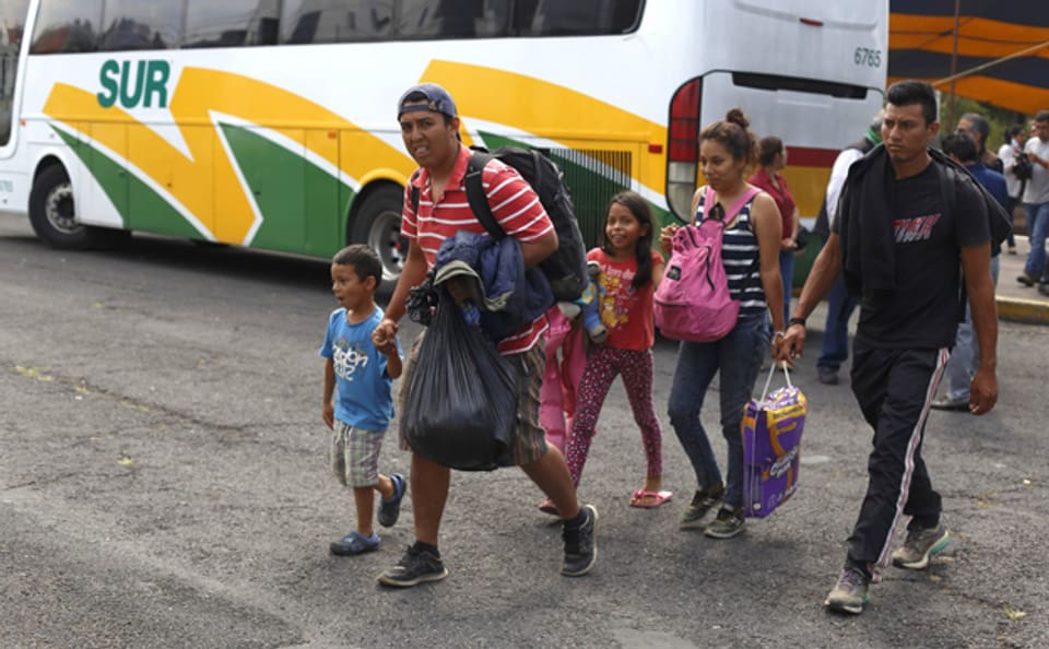 Migranten aus Zentralamerika kommen in Puebla, Mexiko, an.