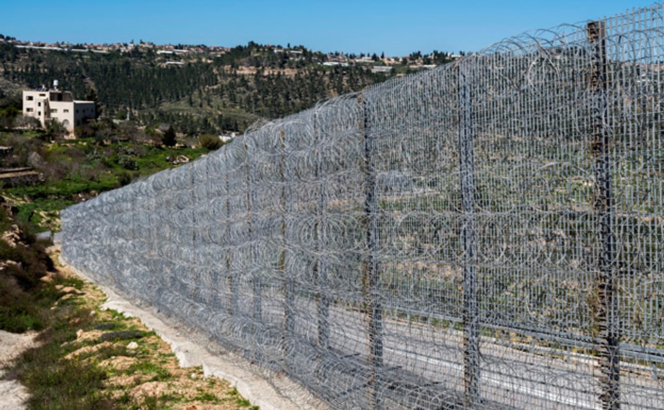 Der israelische Grenzzaun in der Nähe von Jerusalem.