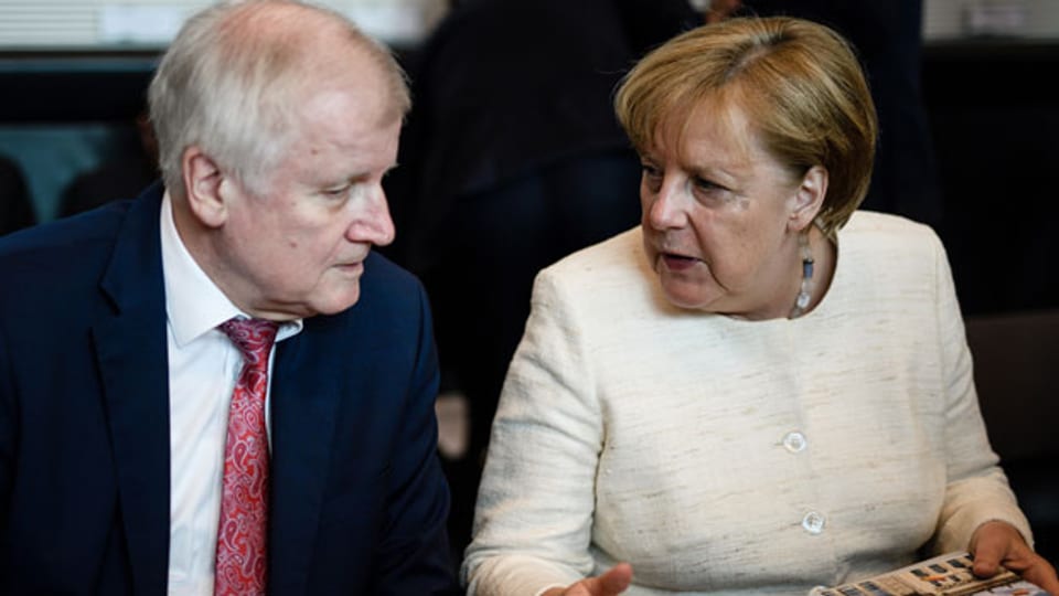 Deutschlands Innenminister Horst Seehofer (links) und Bundeskanzlerin Angela Merkel.