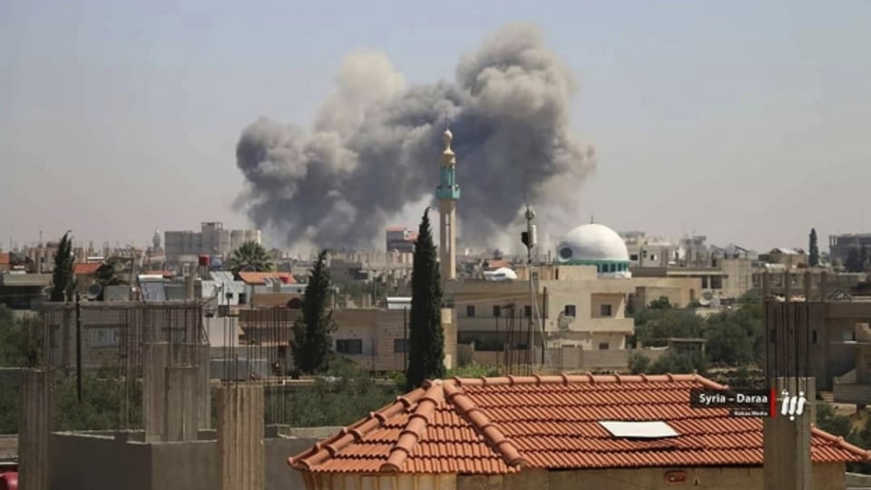 Die südsyrische Stadt Daraa unter Beschuss.