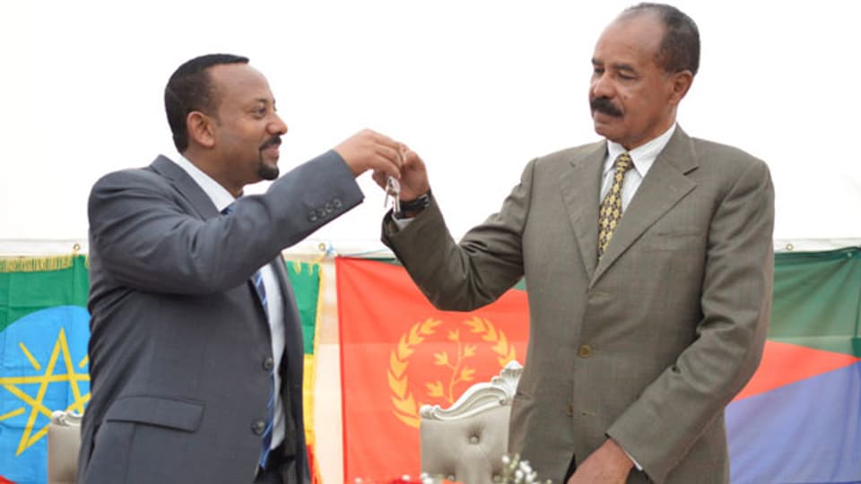 Agiy Ahmed, Äthiopiens Premierminister (links) und Isaias Afwerki, Präsident Eritrea.