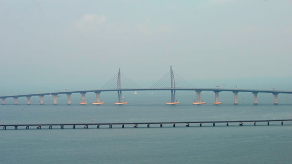 Ansicht der Brücke Hongkong-Zhuhai-Macau.