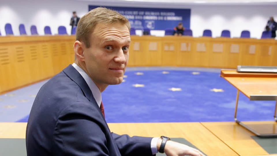 Alexei Navalny wartet am 15. November 2018 auf das Urteil des Europäischen Gerichtshofs für Menschenrechte in Strassburg, Frankreich.
