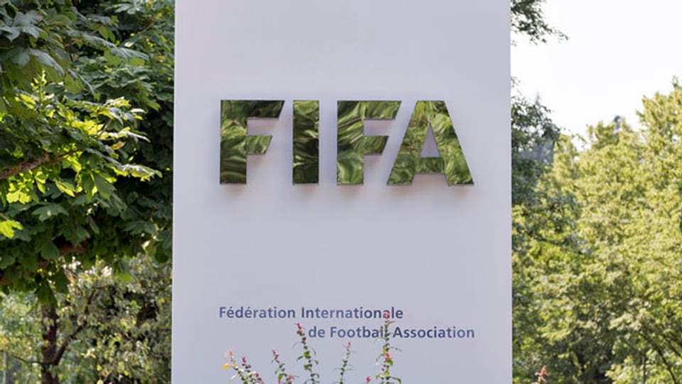 Logo der Fifa am Hauptsitz in Zürich.