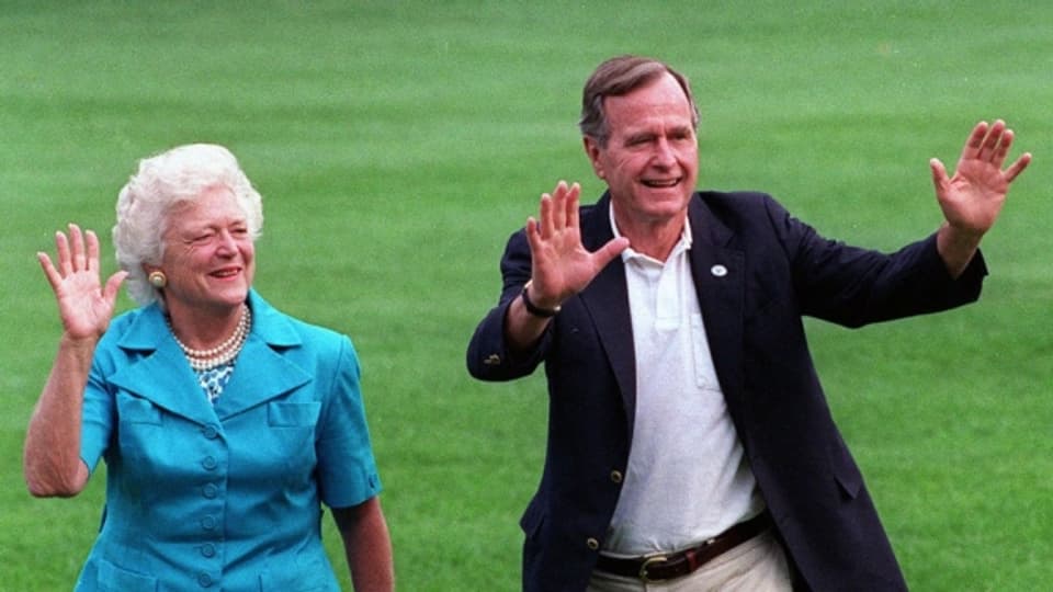 George H. W. Bush und seine Frau Barbara.