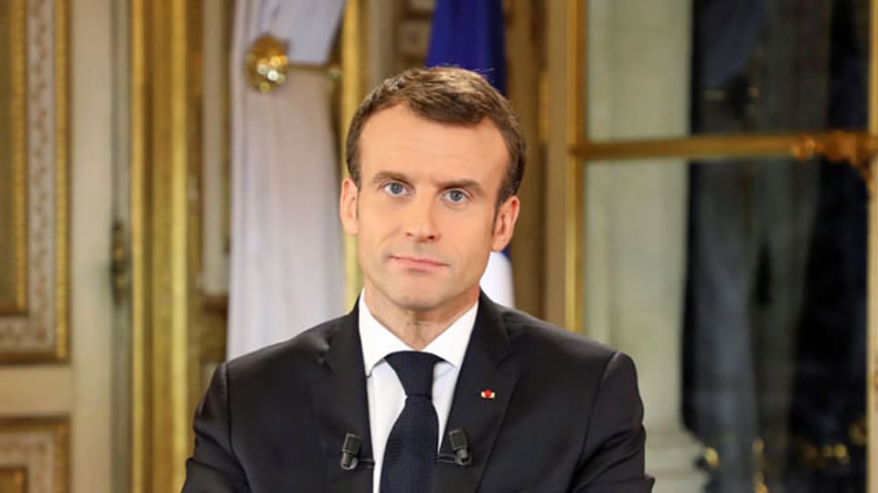 Der französische Präsident Emmanuel Macron hält, nach den wochenlangen Protesten der «Gilet jaunes», am Fernsehen eine Rede an die Nation.