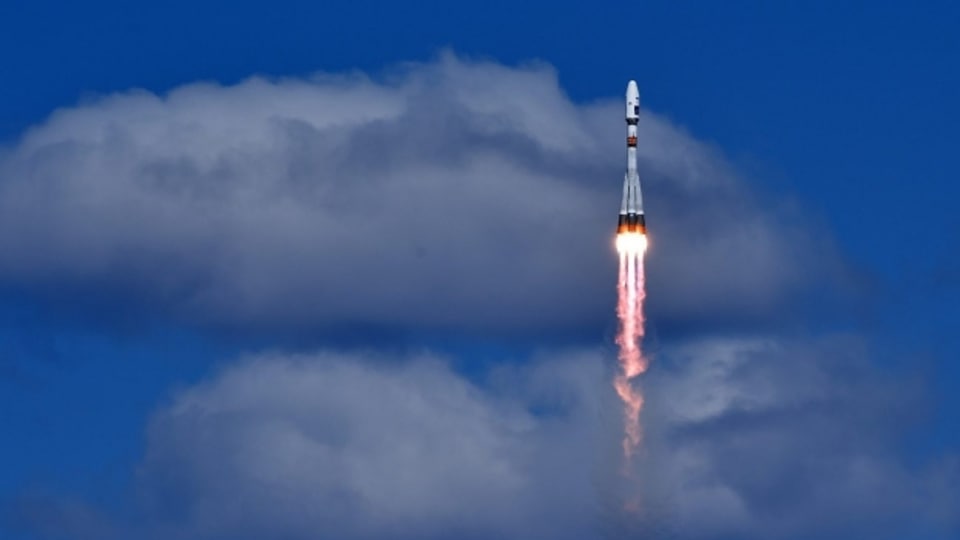 Eine russische Sojus-Rakete auf ihrem Weg ins Weltall