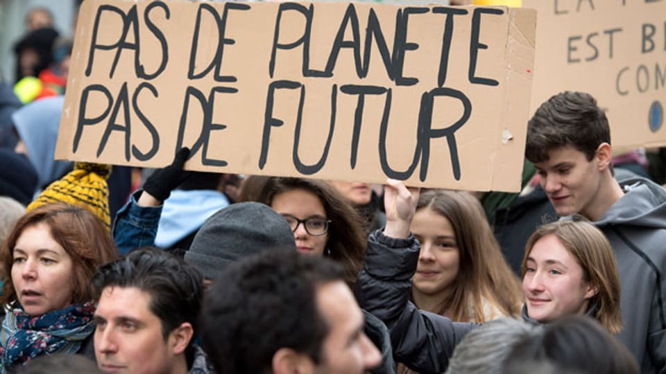 Hunderte demonstrieren in Lausanne für mehr Klimaschutz