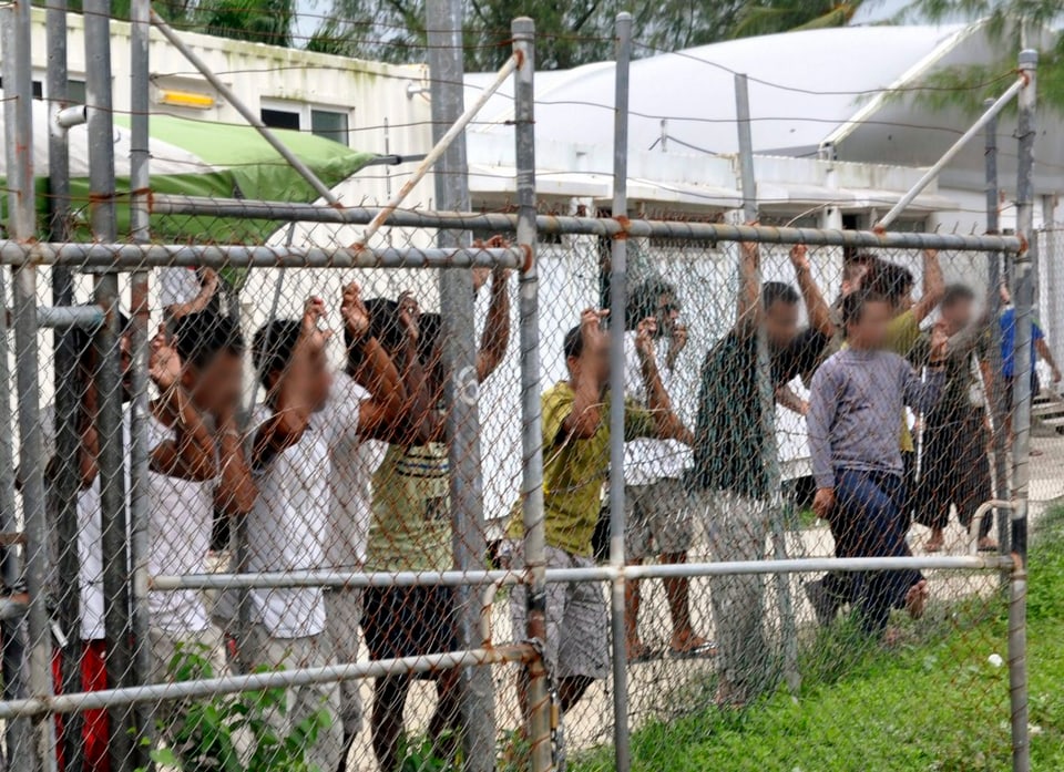 Flüchtlinge in den umstrittenen Lagern auf den Inseln Manus und Dauru