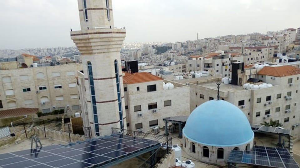Eine Solarmoschee in Jordanien.