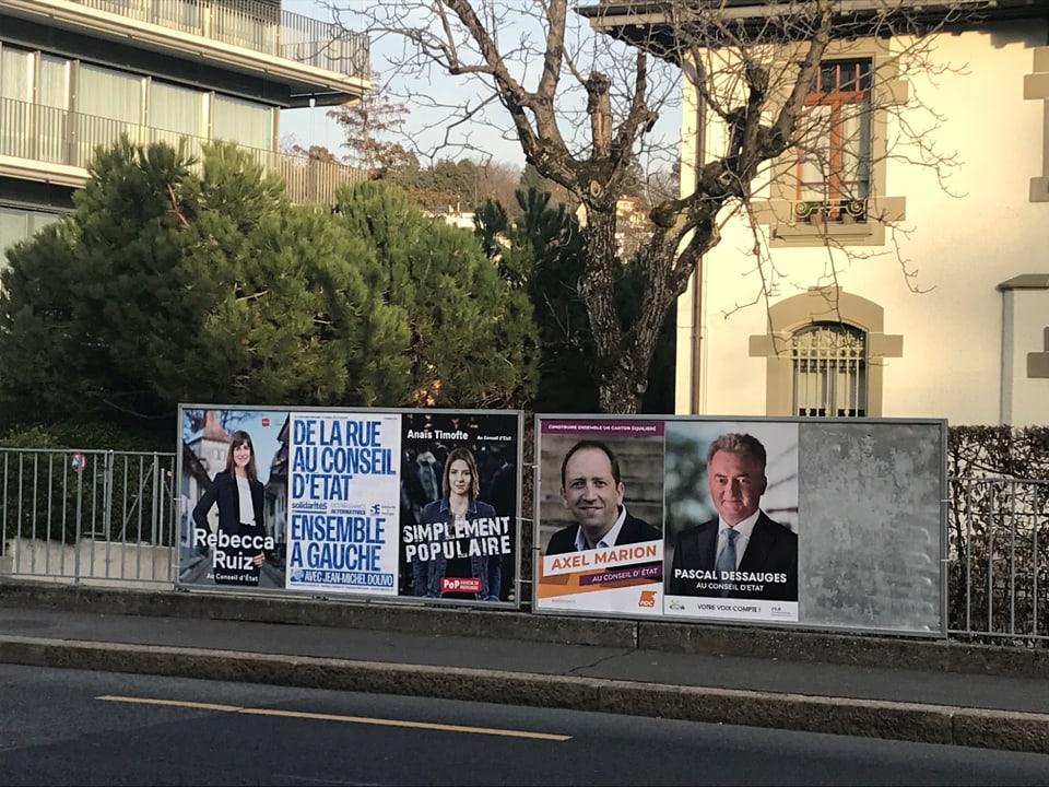Wahlplakate in der Waadt
