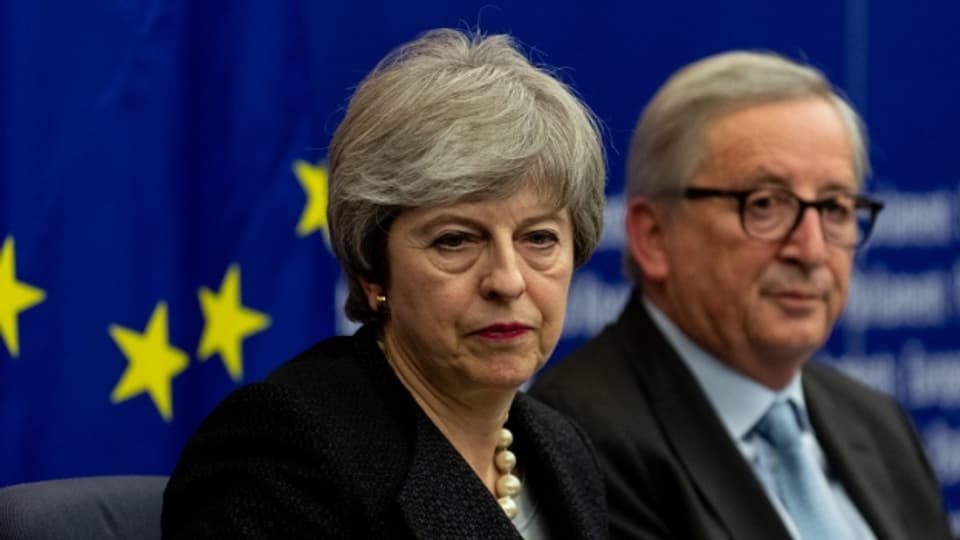 Eine zweite Chance für das Brexitabkommen: Die EU komme Grossbritannien bei der Grenze zwischen Nordirland und Irland entgegen, sagt Kommissionspräsident Jean-Claude Juncker.