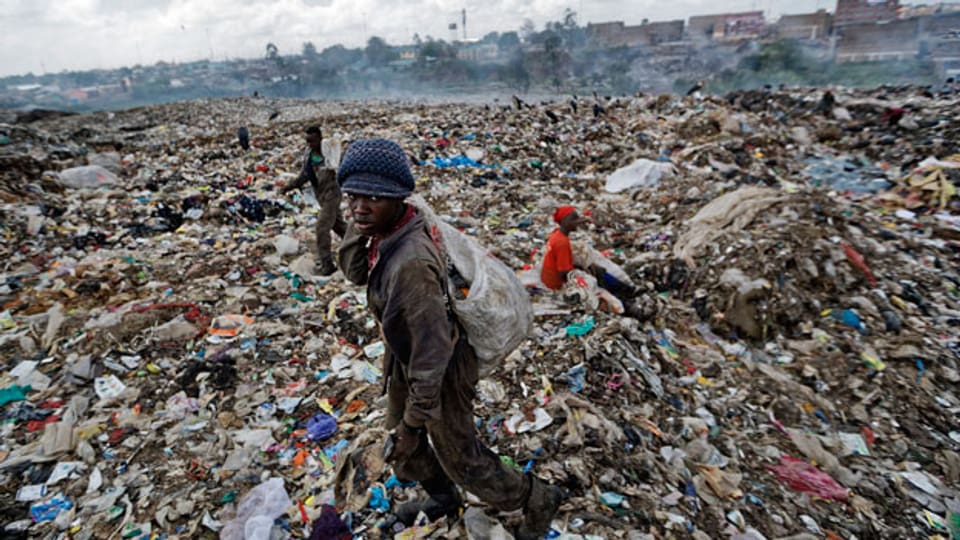 Abfallberge in Nairobi, Kenia.