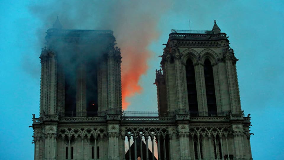 Am Abend des 15. April 2019 brach in der Kirche Notre Dame in Paris ein Feuer aus.