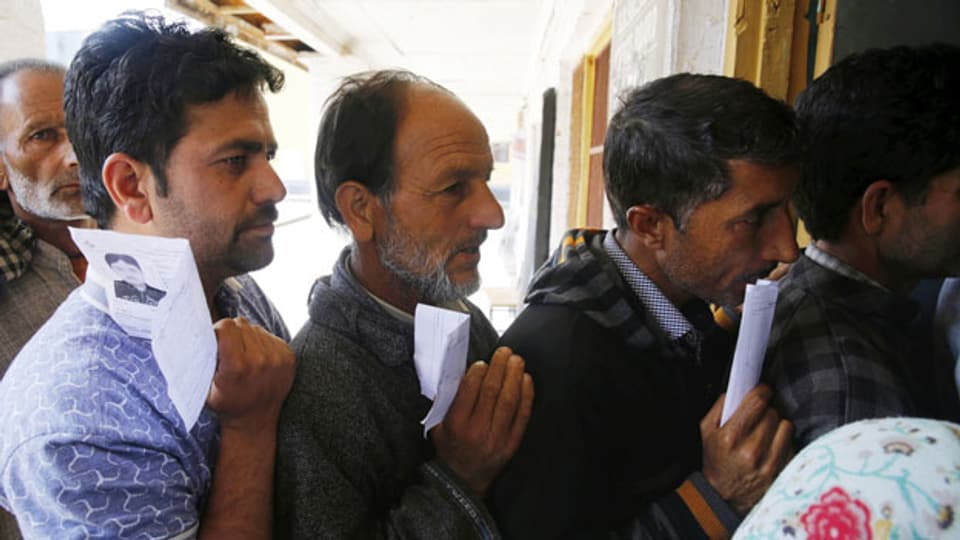 Wahlberechtigte in Kaschmir