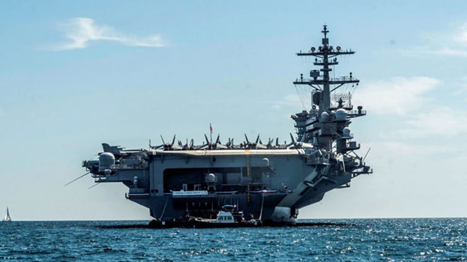Flugzeugträger der US-Marine USS Abraham Lincoln. Medienberichten zufolge entsenden die USA ihn in den Nahen Osten, um Iran abzuschrecken.