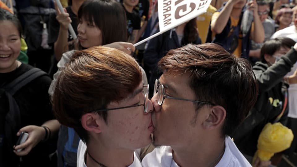 Ein homosexuelles Paar in Taiwan.