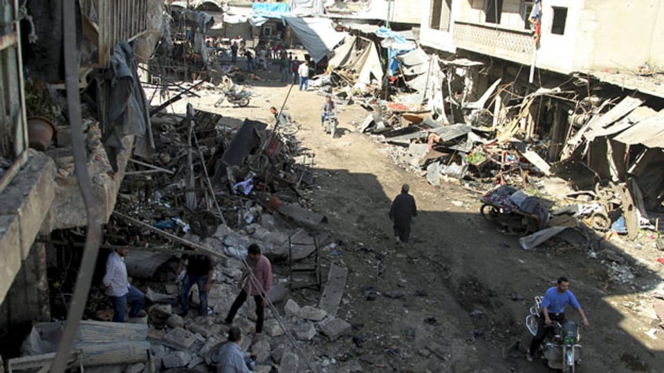 Der Markt in der Stadt Maarat al-Numan nach einem Luftangriff. Archivbild vom 19. April 2016.