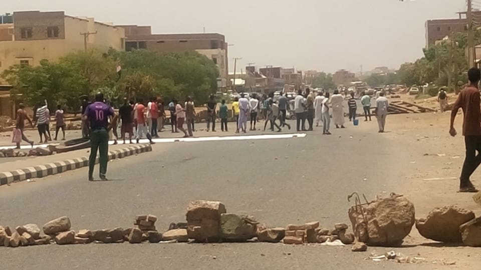 Die Proteste und Streiks sind beendet. Opposition und Militärrat in Sudan wollen wieder miteinander sprechen.