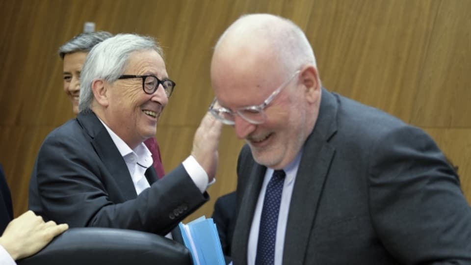 Noch Kommissionspräsident Juncker mit Kandidat Timmermans.