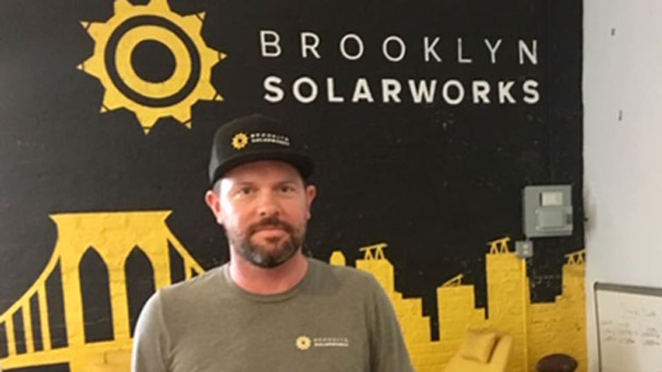 Brooklyn SolarWork wurde 2015 gegründet, seit 2018 hat sich das Team verdoppelt, sagt Mitgründer und CEO T.R. Ludwig.