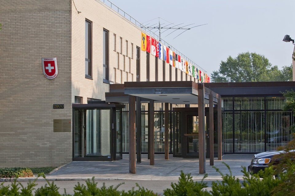 Heikler Sponsor für Empfang in Schweizer Botschaft - Echo der Zeit - SRF