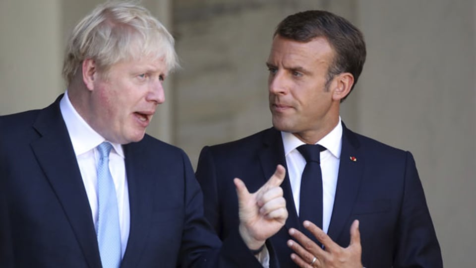 Der bittische Premierminister Boris Johnson (links) ist zu Besuch beim franzöisschen Präsidenten Emmanuell Macron.