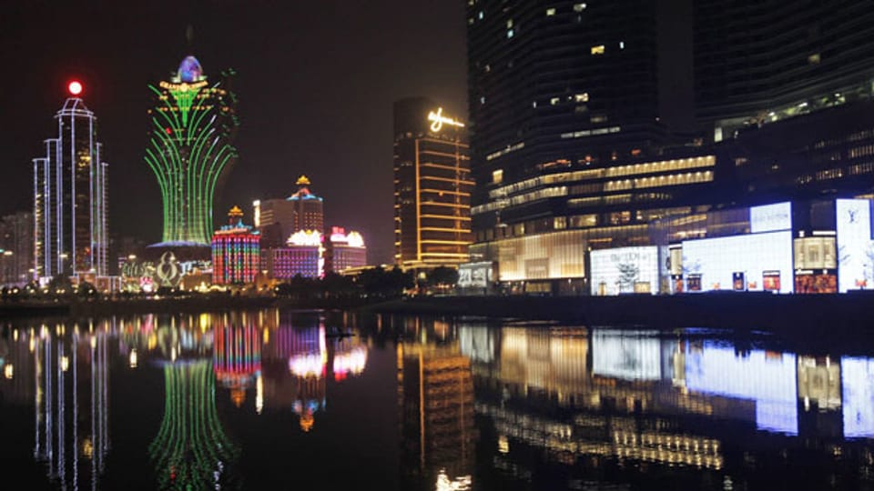 Blick auf einige Casinos in Macau.