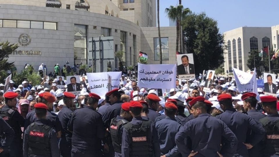 Die Lehrkräfte in Jordanien streiken.