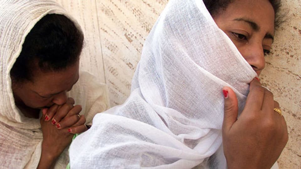 Christinnen beten in Asmara