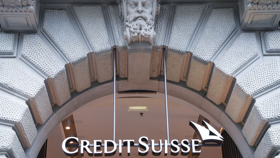 Eingang zur Credit Suisse in Zürich.