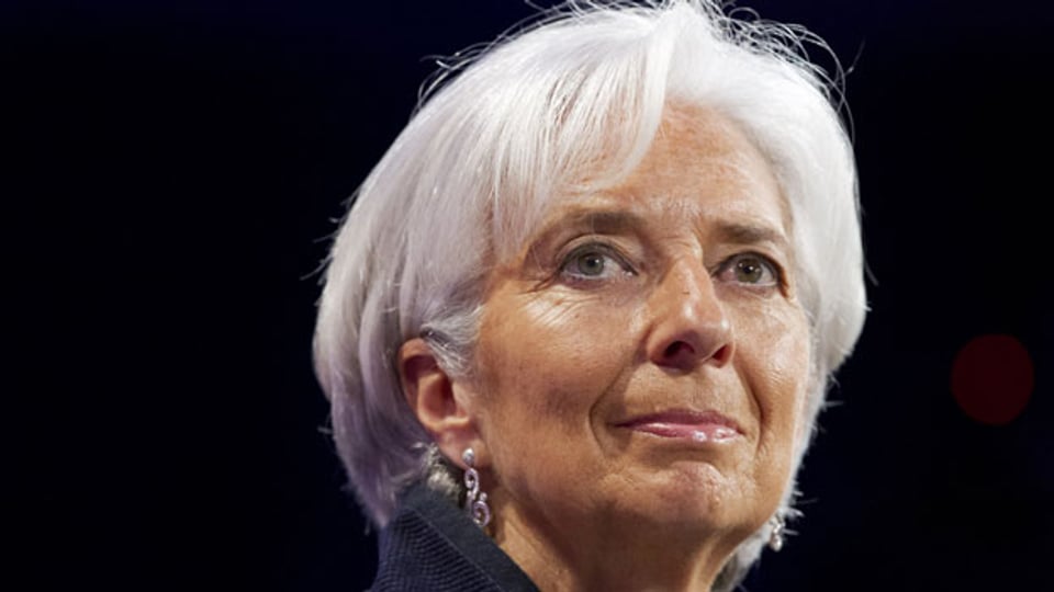 Christine Lagarde, scheidende Chefin des Internationalen Währungsfonds, vor dem Logo des IWF.