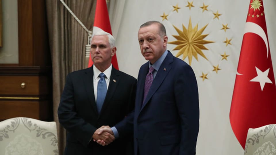 Der türkische Präsident Recep Tayyip Erdogan (rechts) und US-Viepräsident Mike Pence in Ankara am 17. Oktober 2019.
