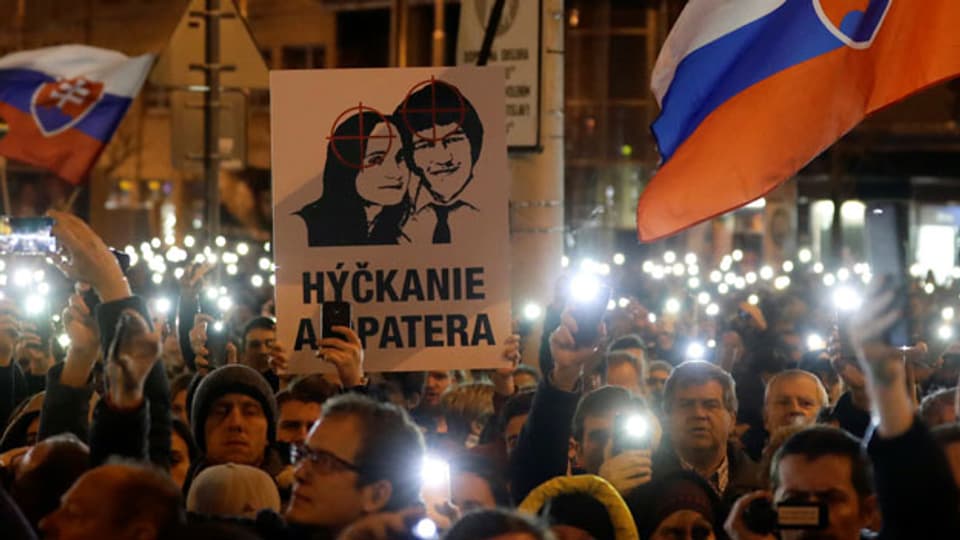 Protestkundgebung zum ersten Jahrestag der Ermordung des Reporters Jan Kuciak und seiner Verlobten Martina Kusnirova in Bratislava, Slowakei.