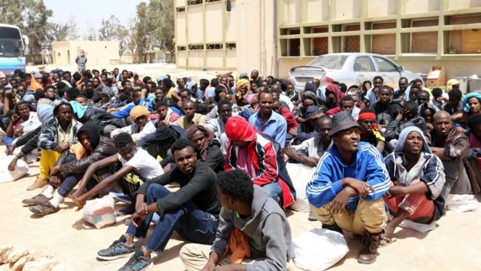 «Menschenunwürdig»: Hilfsorganisationen verlangen von Italien Nachbesserungen beim Flüchtlingsabkommen mit Libyen.