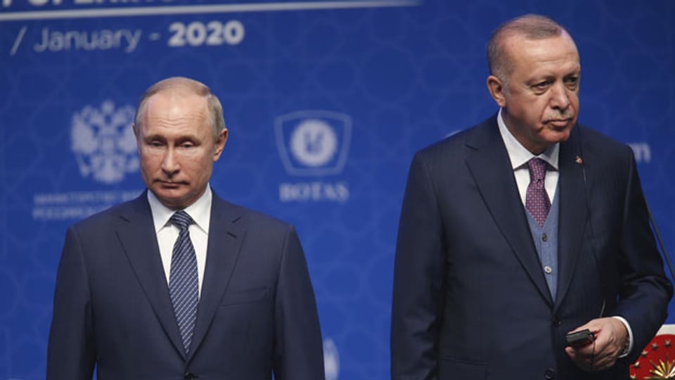 Der türkische Präsident Recep Tayyip Erdogan (rechts) und Russlands Präsident Wladimir Putin in Istanbul an der Einweihung der TurkStream-Pipeline am 8. Januar 2020.