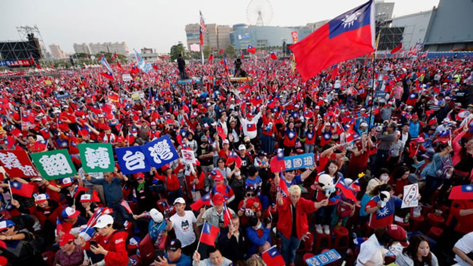 Menschen in Taiwan anlässlich der bevorstehenden Wahlen.
