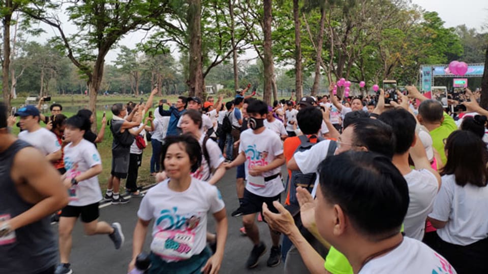 «Run Against Dictatorship» (Lauf gegen die Diktatur): Ungefähr 6000 Läufer und Läuferinnen nahmen an einem drei Kilometer langen Lauf teil, um gegen die Regierung zu demonstrieren.