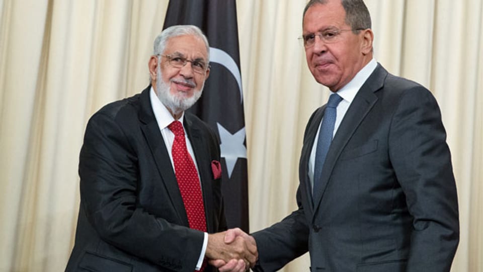 Libyens Außenminister Mohamed Taha Siala (li.) und Russlands Außenminister Sergei Lavrov.