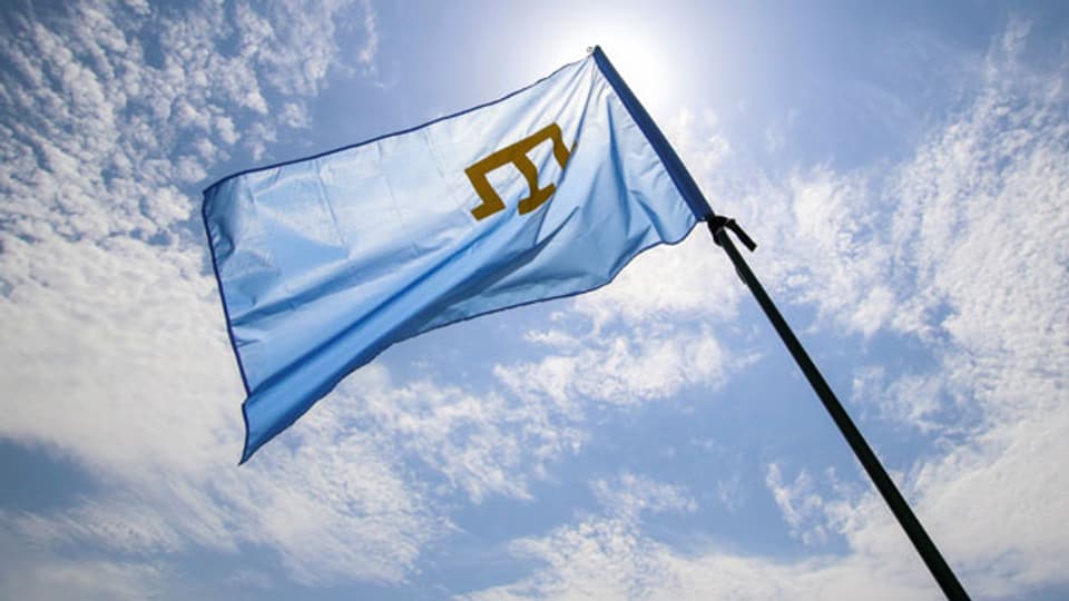 Eine Krim-Tataren-Flagge