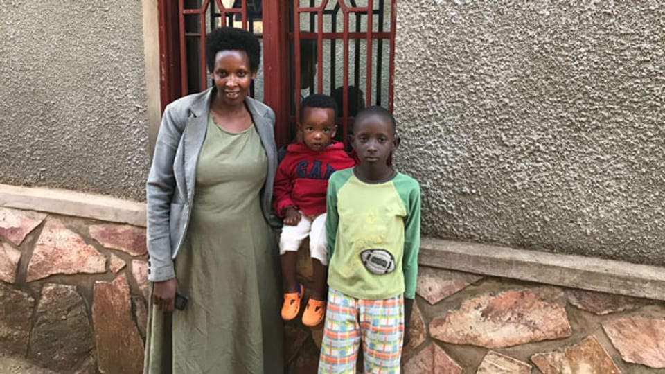 Lehrerin Bella Nimpagaritse lebt im «Quartier Somalie» in Burundi.