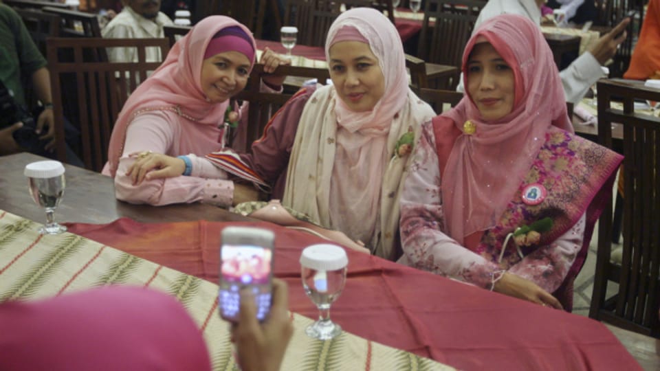 Der Zugang zu Verhütungsmitteln ist für indonesische Frauen schwieriger geworden.