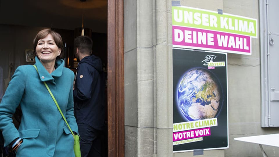 Grüne-Parteipräsidentin Regula Rytz, freut sich über ein Resultat am Wahltag der Eidgenössischen Parlamentswahlen, am 20. Oktober 2019, in Bern.