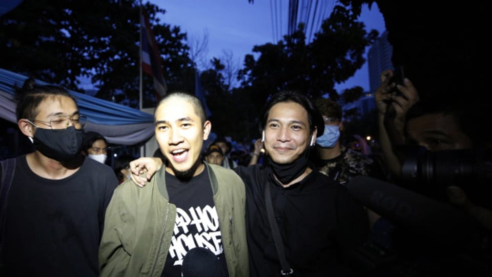 Der Rapper Dechathorn Bamrungmuang der Gruppe «Rap Against Dictatorship».