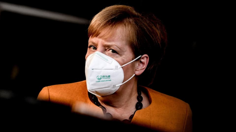 Bundeskanzlerin Angela Merkel mit Schutzmaske.