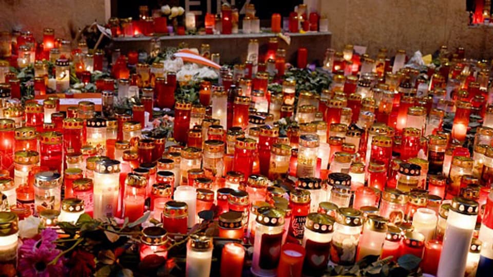 Kerzen in der Wiener Innenstadt, um den Opfern des Attentats vom 2. November 2020 zu gedenken.
