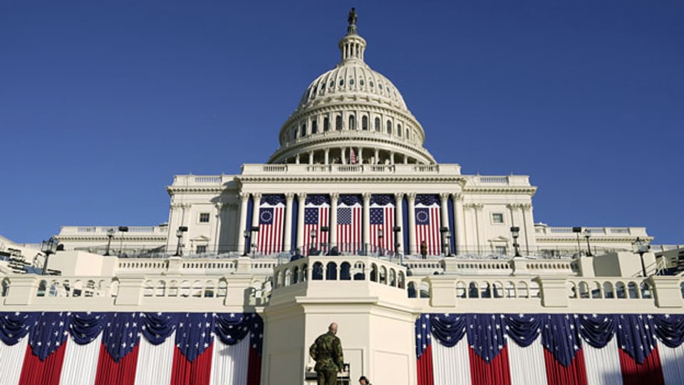 Letzte Vorbereitungen vor der Amtseinführung des neuen US-Präsidenten im Kapitol in Washington.