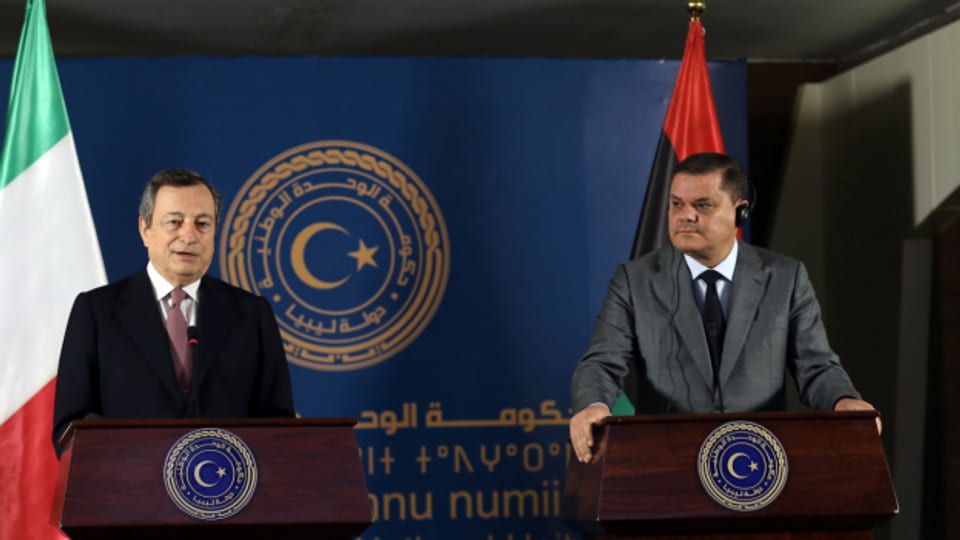 Der italienische Premierminister Mario Draghi zu Besuch beim libyschen Interims-Premierminister Abdul Hamid Dbeiba.