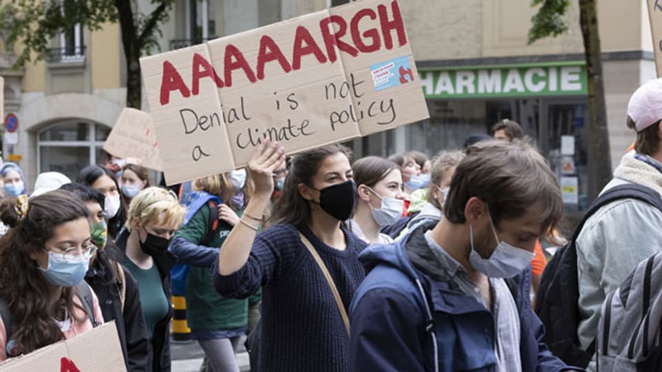 Studierende demonstrieren anlässlich des «Strike for the Future» am 21. Mai 2021 in Lausanne.